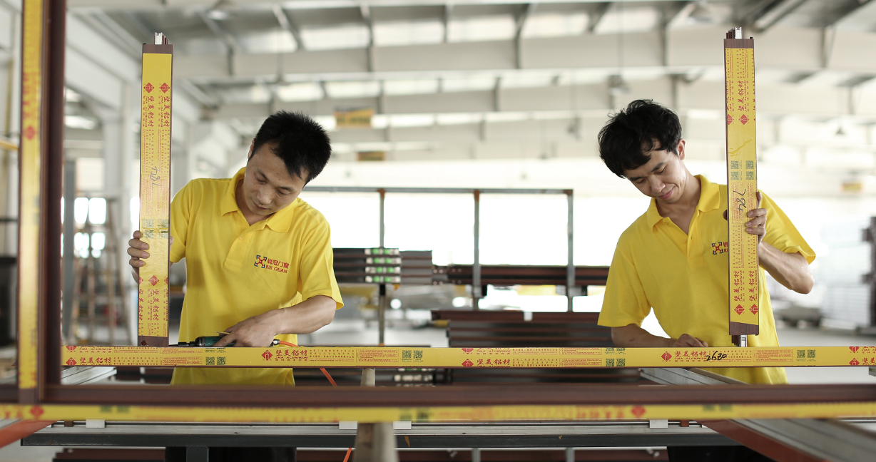 Zhejiang Ruiguan Tür und Fenster Co., Ltd.