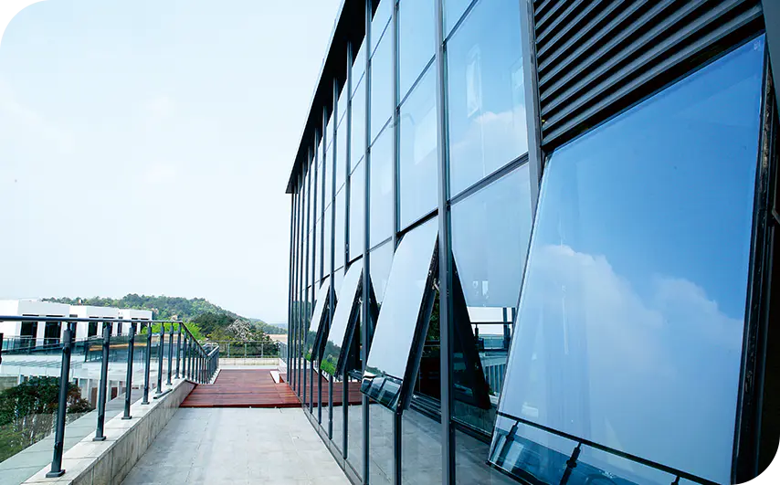 Sonnenräume mit Aluminiumlegierung: bequemer Licht und Schattenraum für moderne Häuser